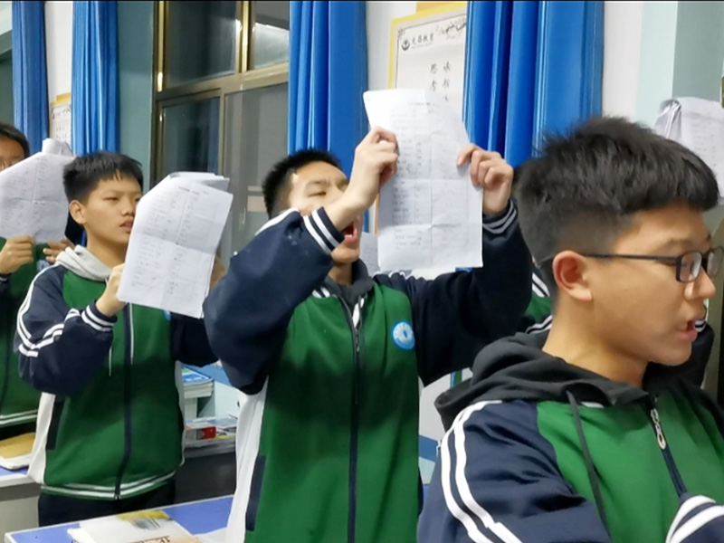 文昌高中的学霸们都在用的“笨方法”，竟然点醒了很多人学习的真谛
